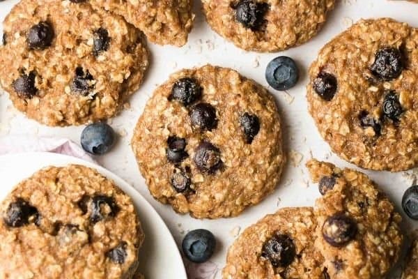 OATMEAL BLUEBERRY COOKIES