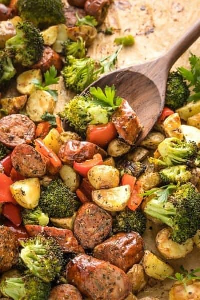 SHEET PAN CHICKEN SAUSAGE WITH BROCCOLI AND PEPPERS