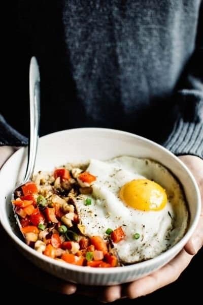 OATMEAL WITH EGGS