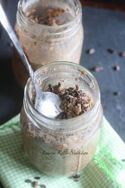 GINGERBREAD CHOCOLATE OVERNIGHT OATS