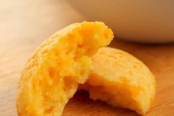 KETO CHEESE PUFFS