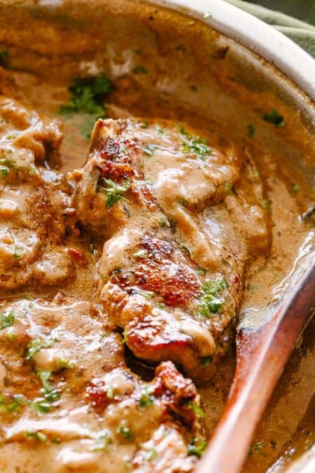 Smothered-Pork-Chops-5 (1)