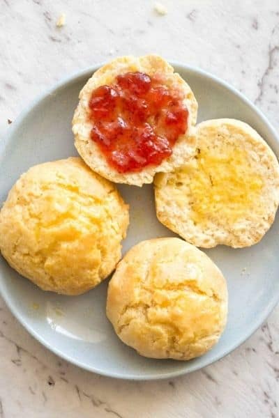 KETO ALMOND FLOUR BISCUITS