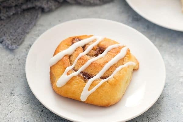 CHEWY KETO CINNAMON ROLLS