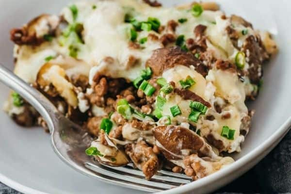 MUSHROOM CHEESEBURGER CASSEROLE