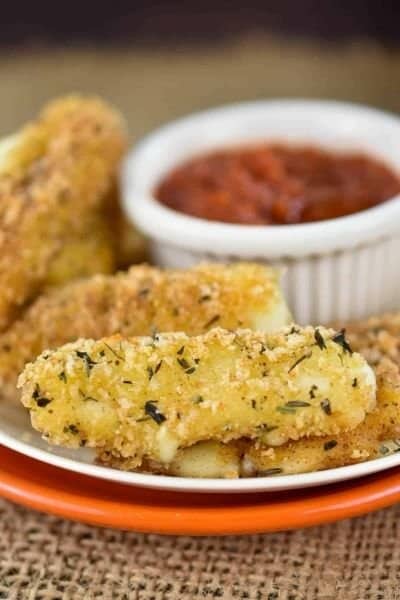 KETO MOZZARELLA STICKS IN THE OVEN