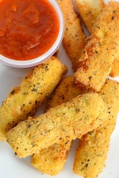 keto mozzarella sticks