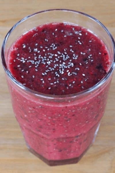 CHIA BERRY SMOOTHIE