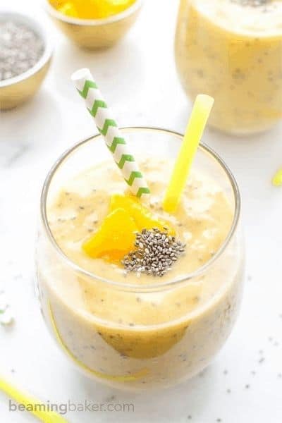 MANGO BANANA CHIA SEED SMOOTHIE