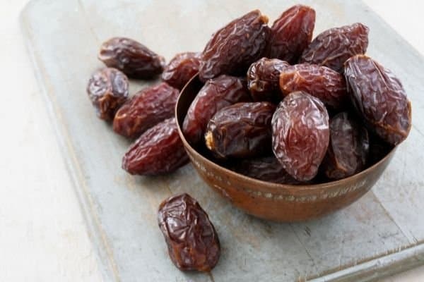 dates-potassium-rich foods