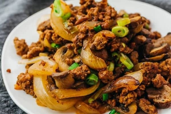 SPICY GROUND BEEF STIR FRY